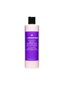 奥丽哈力逊 从时尚美容到科技通讯，跨界融合的先锋